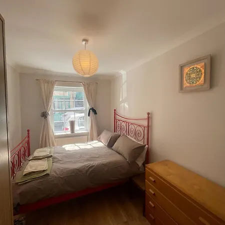 Nyaraló Mimu Palace Bristol